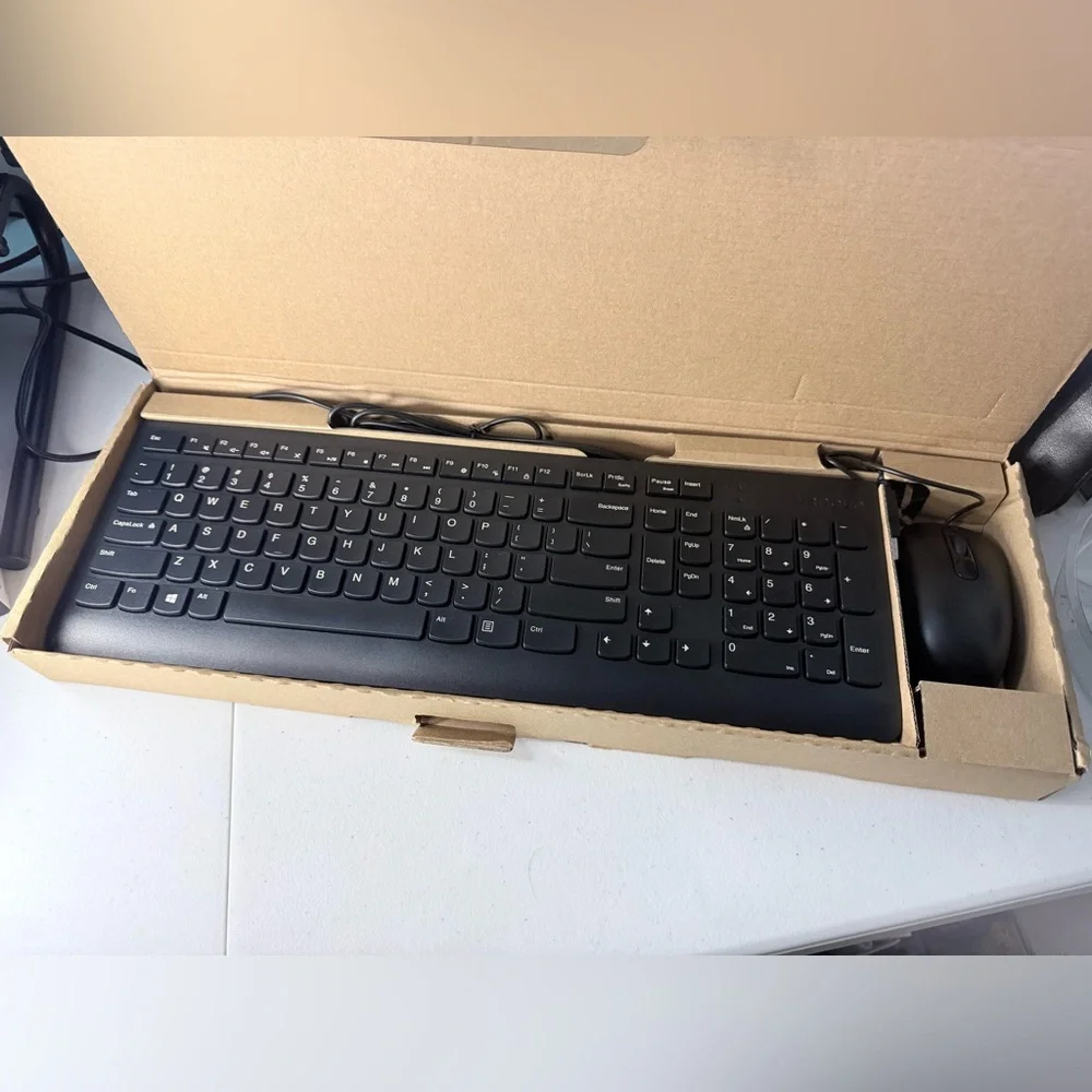 Lenovo Wired Keyboard and Mouse Set - Black